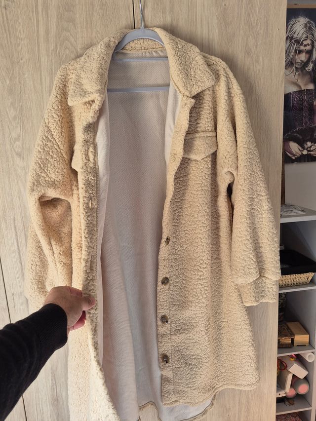 Abrigo beige talla L