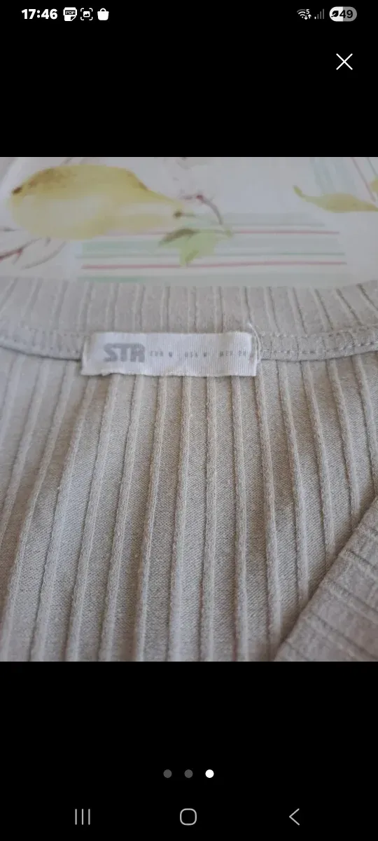 Lote 4 camisetas y 1 cárdigan marrón