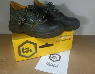 Botas de seguridad Bee Work. Talla 41. Nuevas.