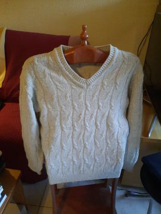 Lote de jerseys y forros polares Tallas L, S, M.