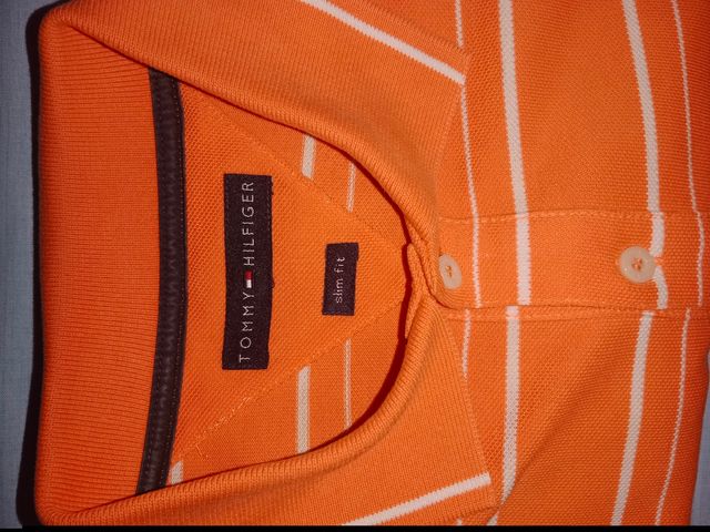 Camiseta verde oliva con estampado