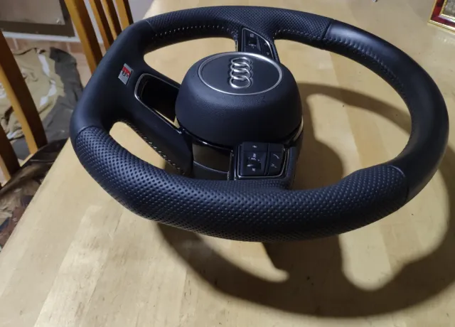 Volante Audi S Line Negro Perforado