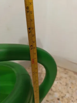 Regadera verde para plantas