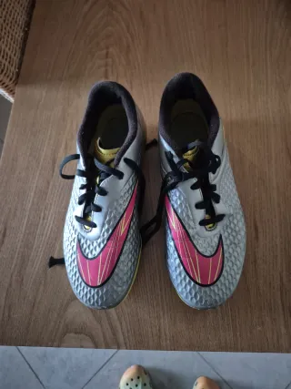 Zapatillas Fútbol Nike Plateadas Rosas