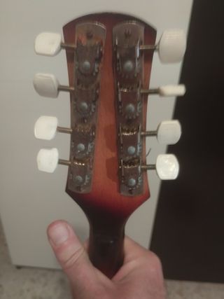 Mandolina vintage fabricada en Leningrado 1990.