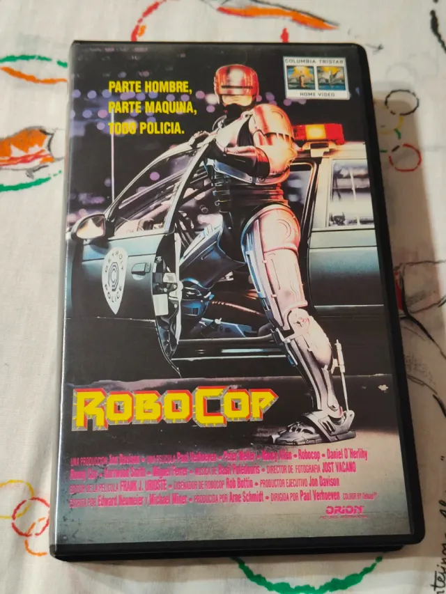 Robocop 1 En VHS 2ªEdicion en caja pequeña