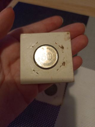 Lote 4 monedas Ecuador/Suiza