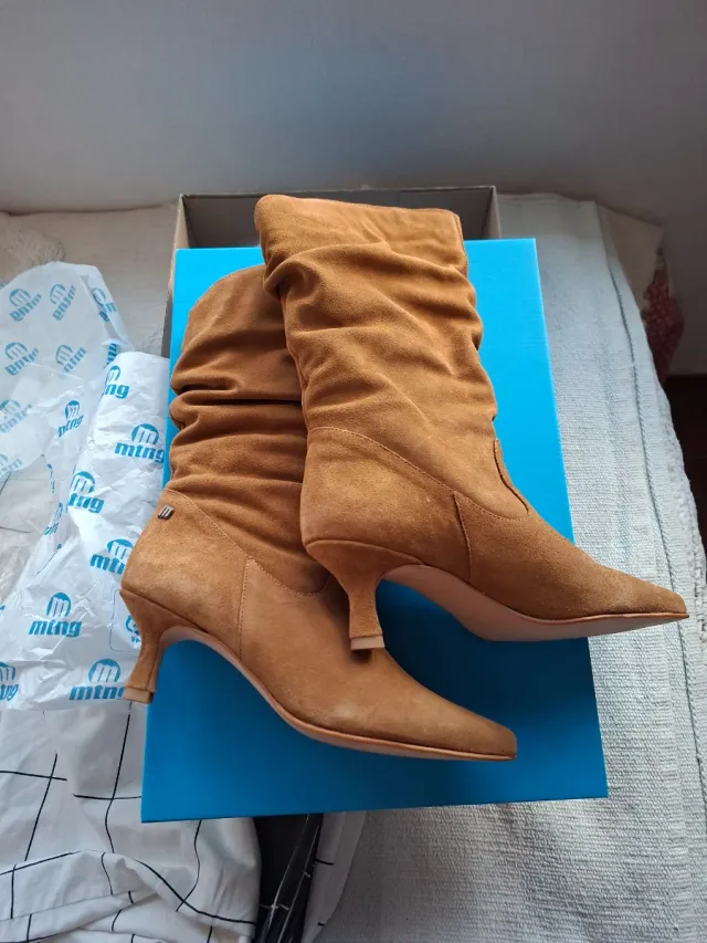 Botas de serraje marrón talla 38