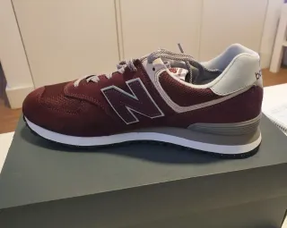 Zapatilla New Balance 574 Granate Talla 44/5