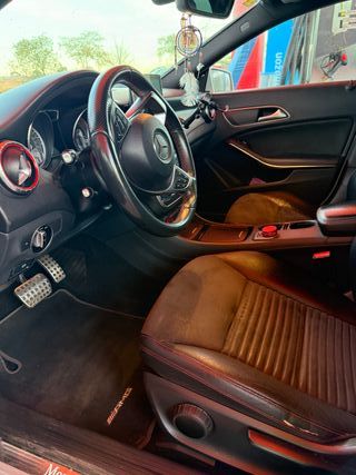 Mercedes-Benz Clase CLA 2015