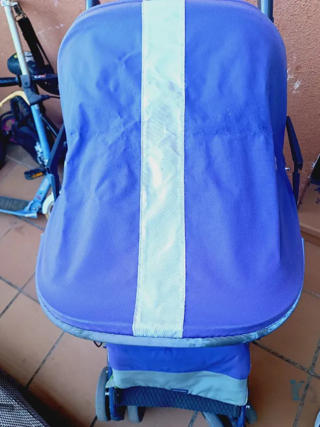 Carrito Maclaren Morado