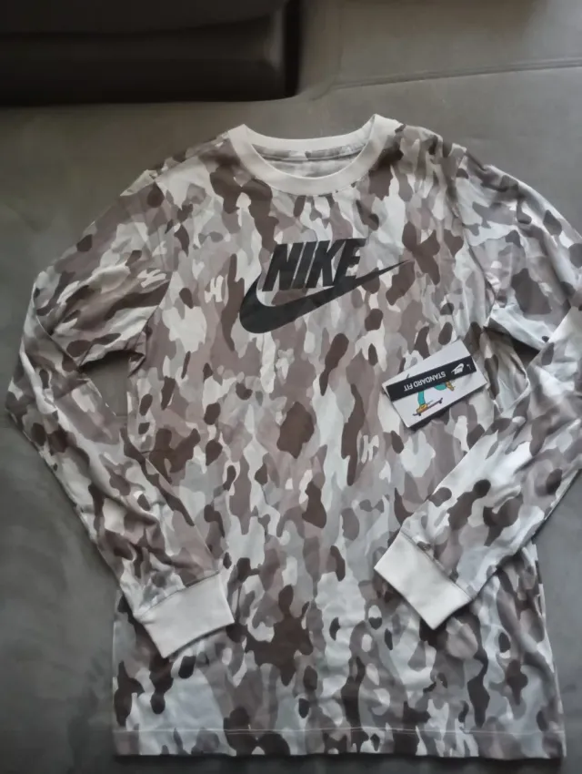 Camiseta Nike manga larga camuflaje