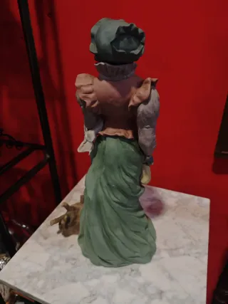Figura Lladró Mujer Vestido Verde