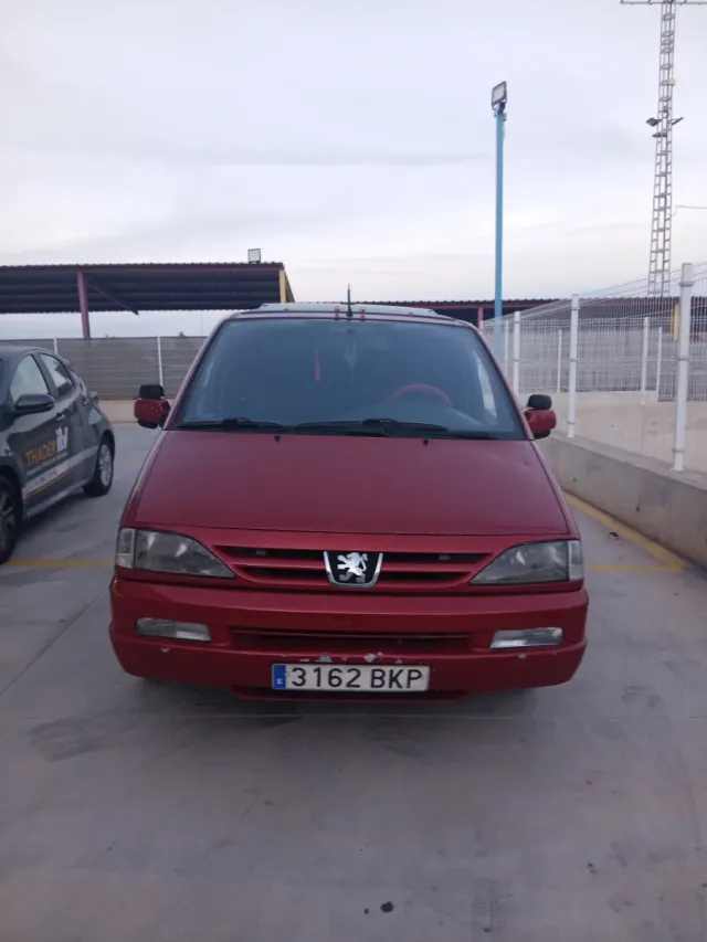 Peugeot 806 2001