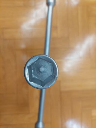 Llave de cruz para coche