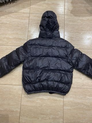 Plumífero negro con capucha Talla XS