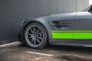 IMPECABLE!!! MERCEDES BENZ AMG GT R