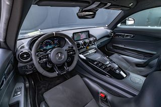 IMPECABLE!!! MERCEDES BENZ AMG GT R
