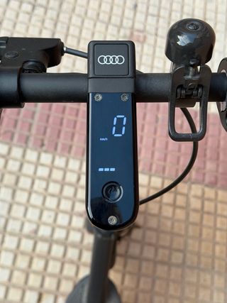 Patinete Eléctrico Audi