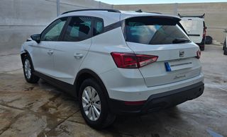 SEAT Arona 1.0 TSI 110CV DSG 2024