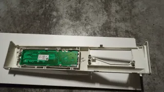 Placa electrónica y botonera lavadora Zanussi