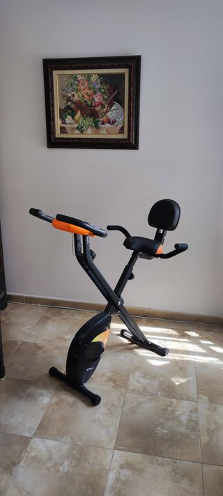 Bicicleta Estática plegable Negra y Naranja