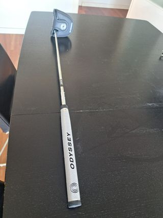 Putter Odyssey solo dos partidos