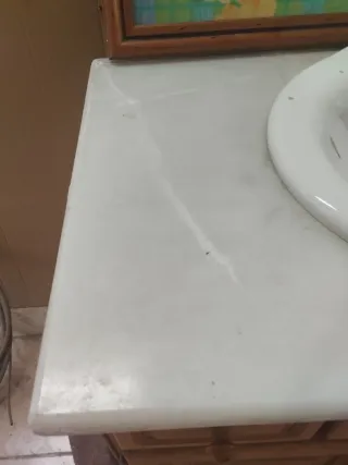 Mueble de baño pino con mármol y espejo