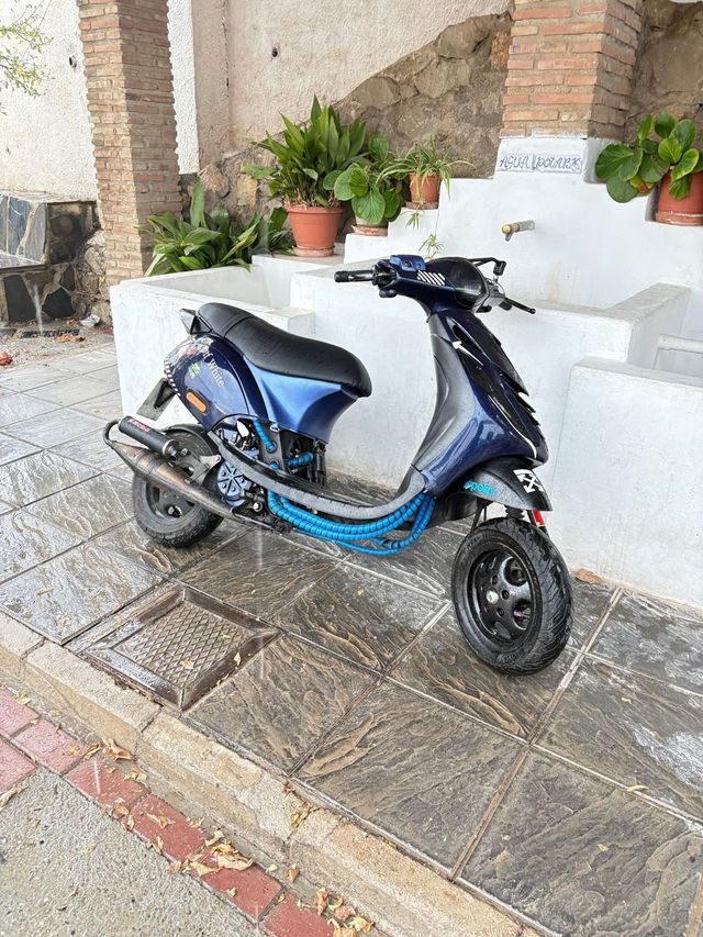 Escape HEBO Maston Piaggio