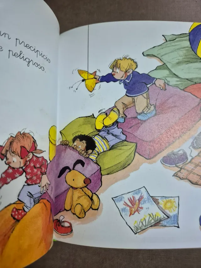 DIA DE LLUVIA. (Spanish Edition)