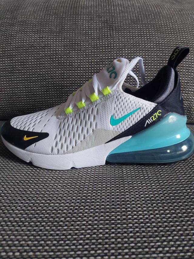 Nike Air Max 270 Blanco y Turquesa