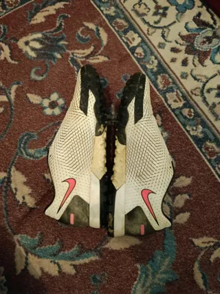 Scarpe Nike Rosse e Bianche