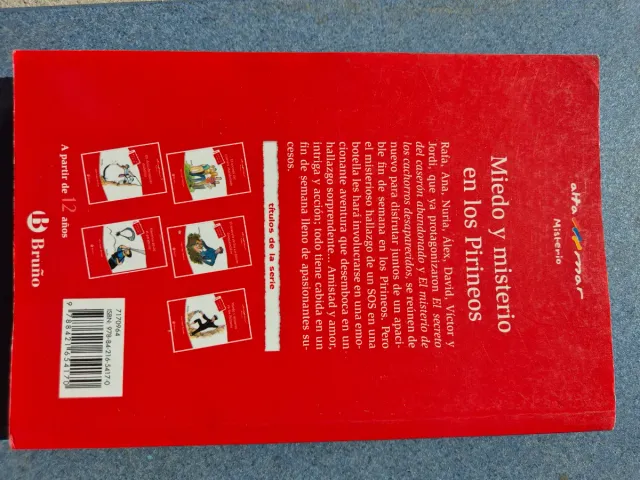 Miedo y misterio en los Pirineos (Altamar) (Spa...