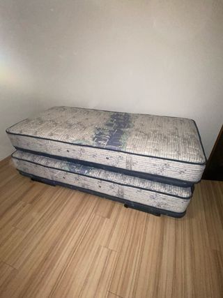 Cama 90cm con colchón