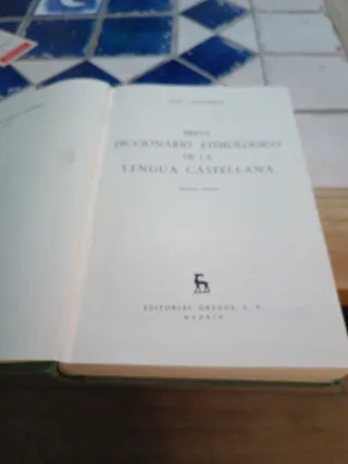 BREVE DICCIONARIO ETIMOLÓGICO DE LA LENGUA CASTELL