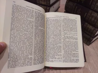 Dickens, Obras Completas. 12 tomos. Aguilar, 2004.