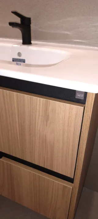 Instalación de  muebles  lavado, banio