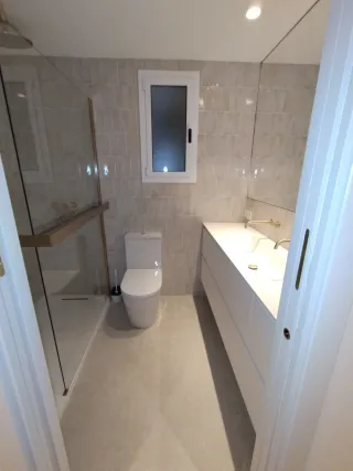 Instalación de  muebles  lavado, banio