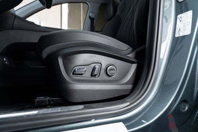 Ebro S800 1.6 TGDI Luxury 7 DCT