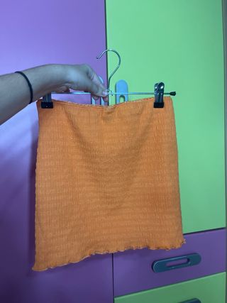 Falda corta naranja