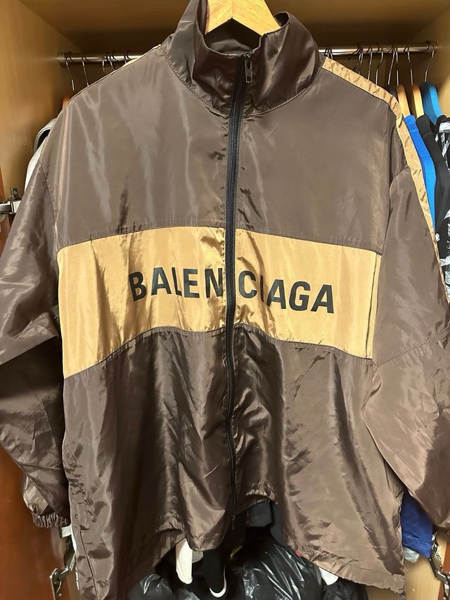 Cortavientos Balenciaga Marrón y Dorado