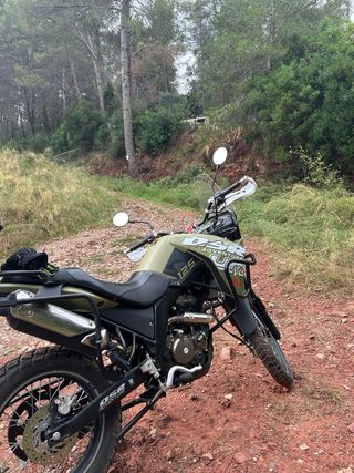 UM DSR Adventure TT 125 Seminueva