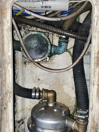 MECANICO DE MAQUINARIA PESADA Y NAUTICA