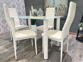 CONJUNTO DE COMEDOR + 4 SILLAS