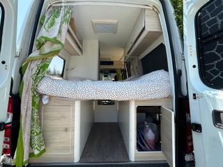 Furgoneta camperizada Mercedes Sprinter