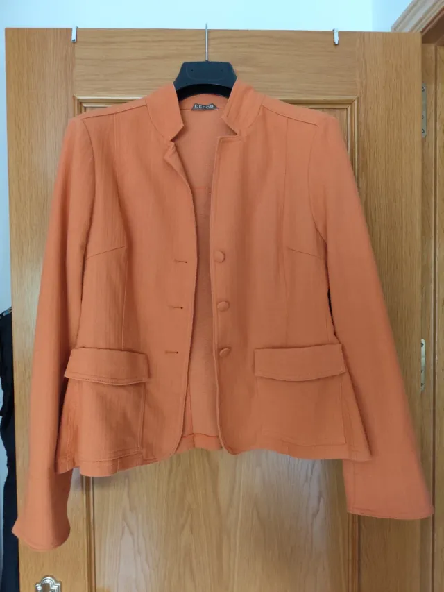 Chaqueta americana entallada naranja