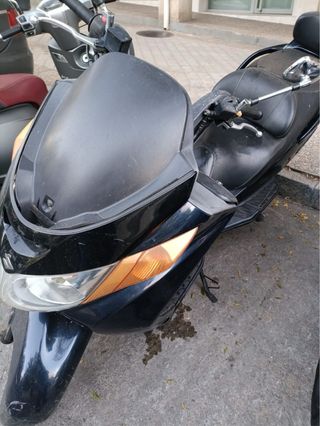 Suzuki Burgman 250 Azul oscuro