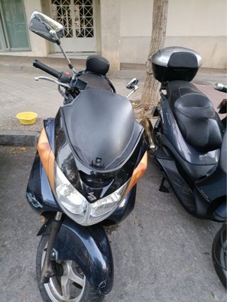Suzuki Burgman 250 Azul oscuro