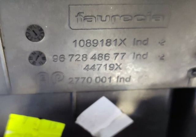 Rejilla Aireador Central Peugeot 208/2008