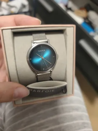 Reloj Parfois plateado y azul